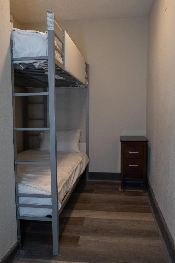 Hotel Chataura ディアボーン エクステリア 写真