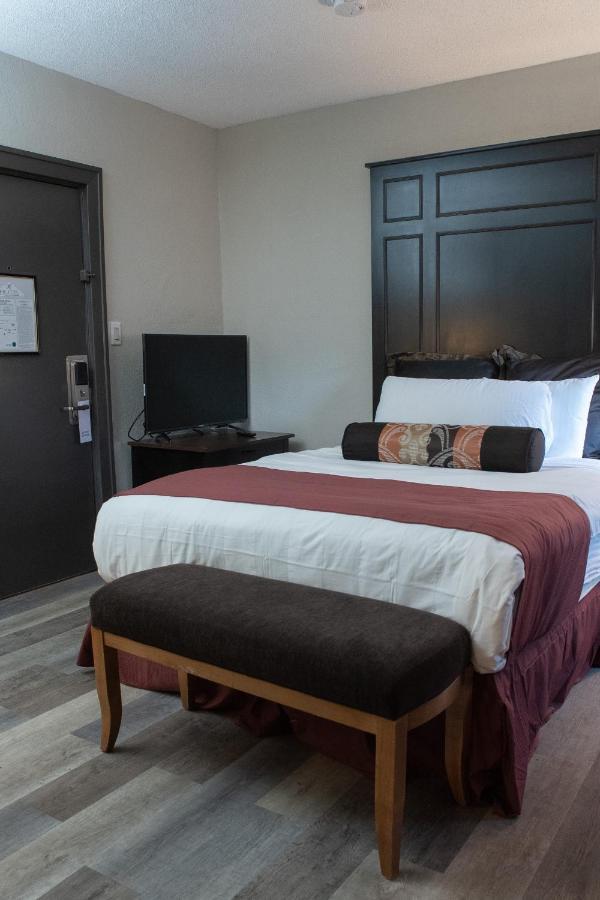 Hotel Chataura ディアボーン エクステリア 写真