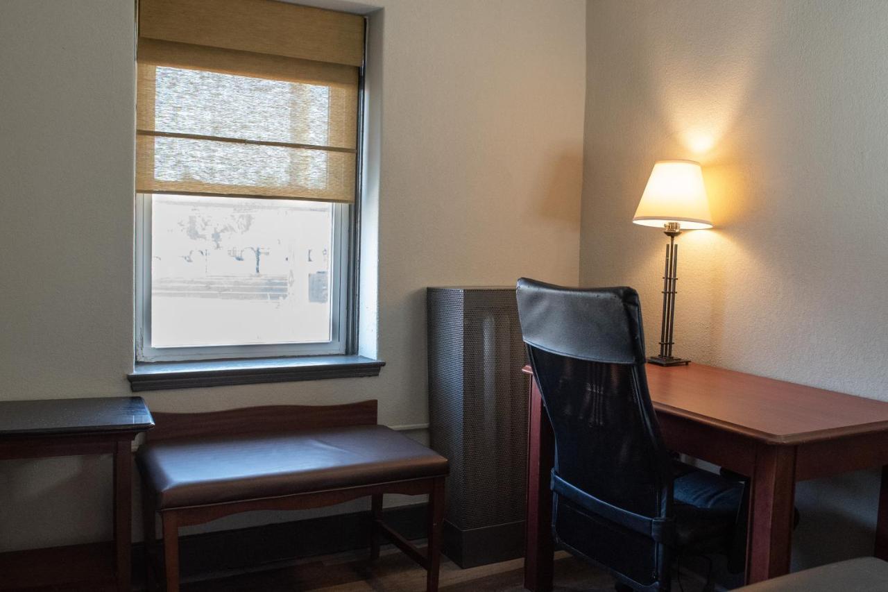 Hotel Chataura ディアボーン エクステリア 写真